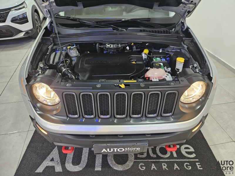 RENEGADE 2.0 16V TURBO DIESEL TRAILHAWK 4P 4X4 AUTOMÁTICO - 2016 - CAXIAS DO SUL