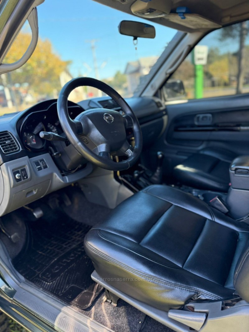 FRONTIER 2.8 SE 4X4 CD TURBO DIESEL 4P MANUAL - 2008 - BROCHIER
