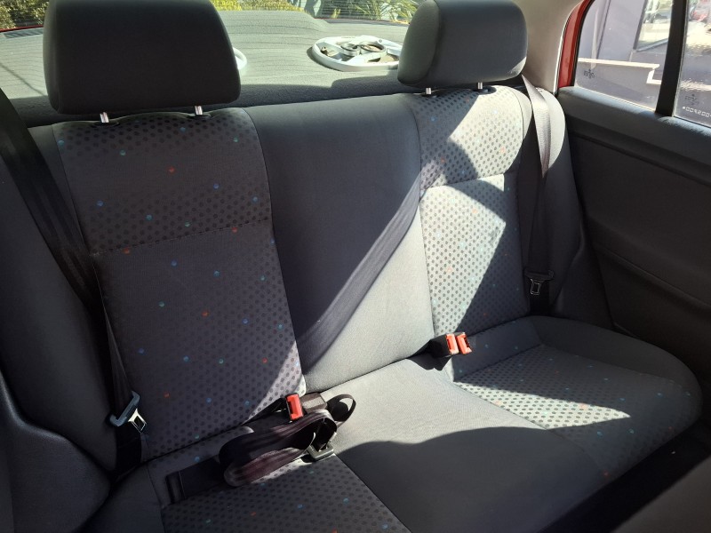 POLO SEDAN 1.6 MI COMFORTLINE 8V FLEX 4P MANUAL - 2005 - FARROUPILHA