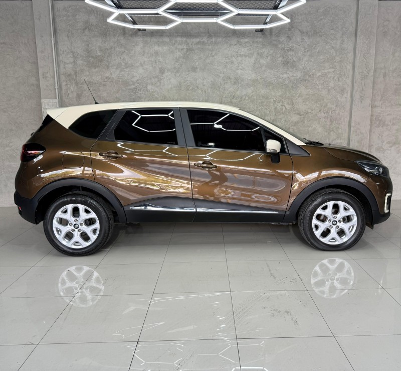 CAPTUR 1.6 16V SCE FLEX ZEN MANUAL - 2018 - CAXIAS DO SUL