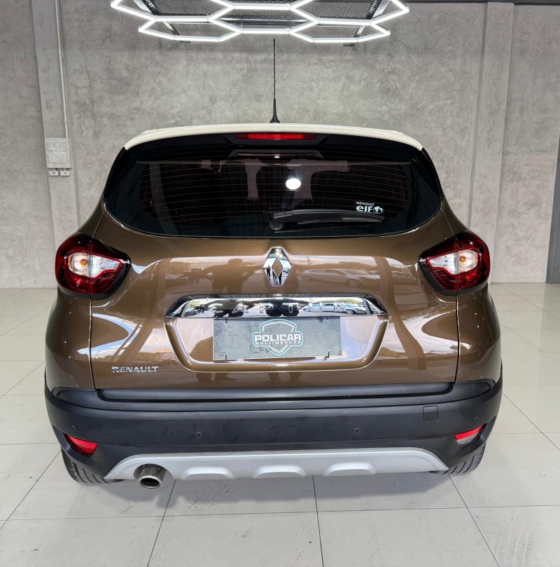 CAPTUR 1.6 16V SCE FLEX ZEN MANUAL - 2018 - CAXIAS DO SUL
