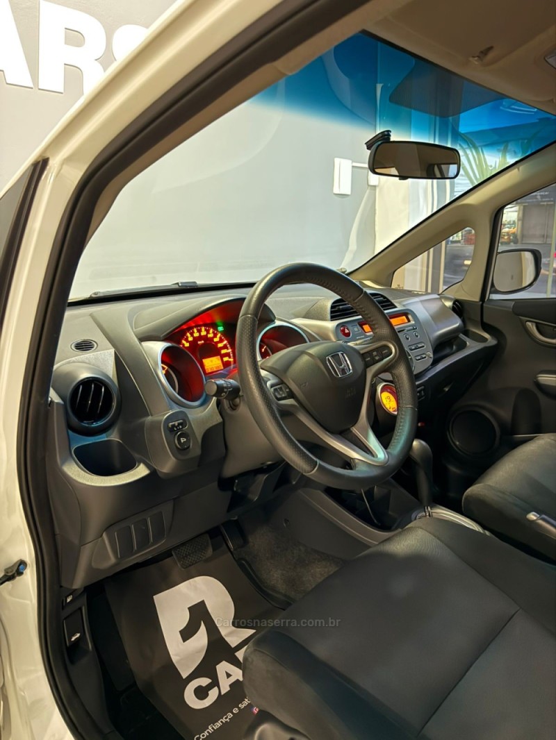FIT 1.5 EX 16V FLEX 4P AUTOMÁTICO - 2013 - LAJEADO