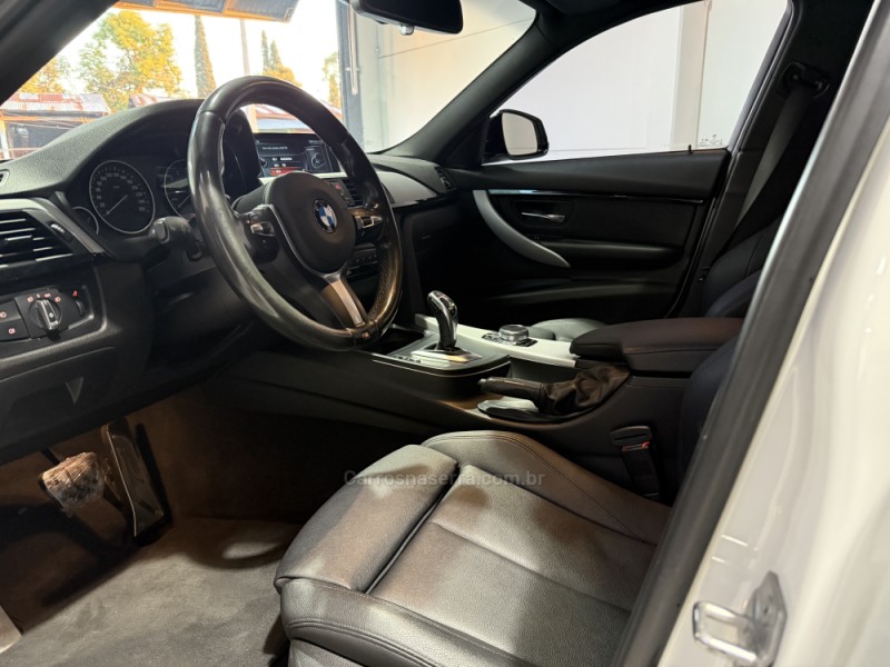320I 2.0 M SPORT 16V TURBO ACTIVEFLEX 4P AUTOMÁTICO - 2017 - GARIBALDI