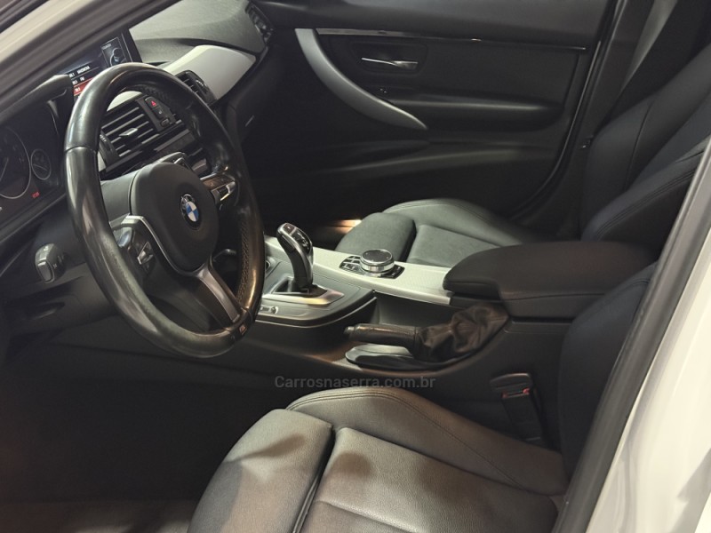 320I 2.0 M SPORT 16V TURBO ACTIVEFLEX 4P AUTOMÁTICO - 2017 - GARIBALDI