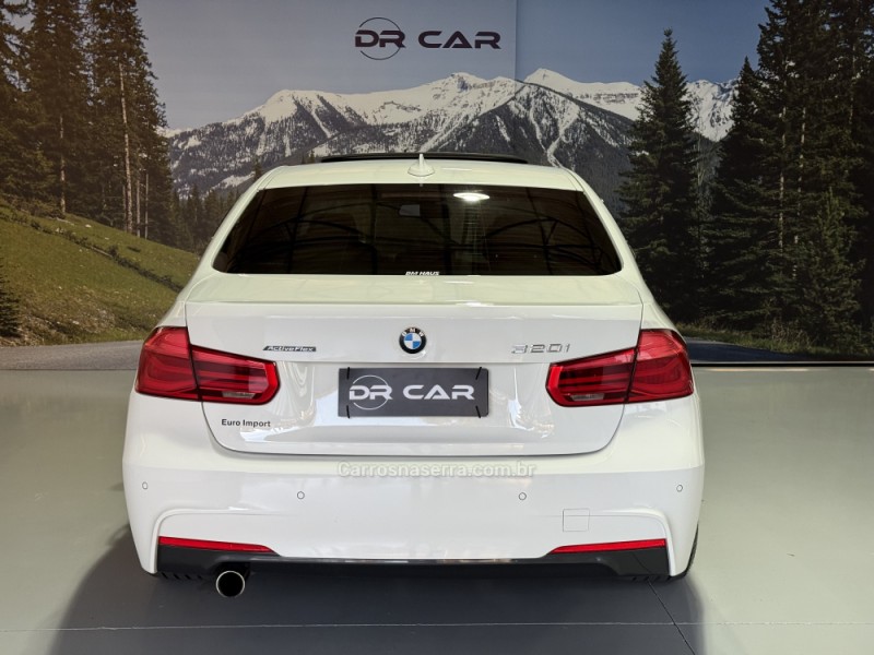 320I 2.0 M SPORT 16V TURBO ACTIVEFLEX 4P AUTOMÁTICO - 2017 - GARIBALDI