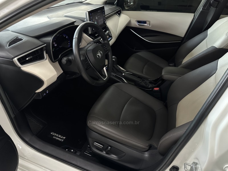 COROLLA 1.8 ALTIS PREMIUM 16V HÍBRIDO 4P AUTOMÁTICO - 2021 - CHARQUEADAS