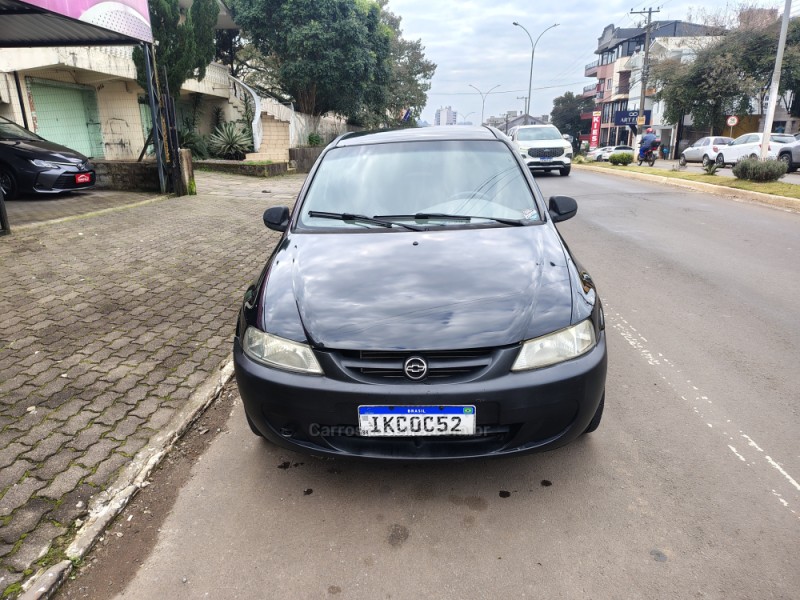 CELTA 1.0 MPFI VHC 8V GASOLINA 2P MANUAL - 2001 - GUAPORé