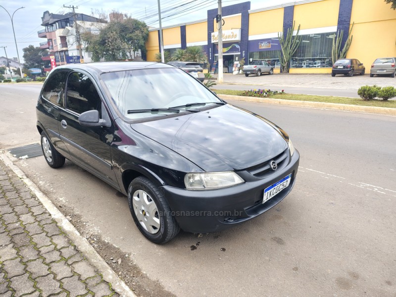 CELTA 1.0 MPFI VHC 8V GASOLINA 2P MANUAL - 2001 - GUAPORé