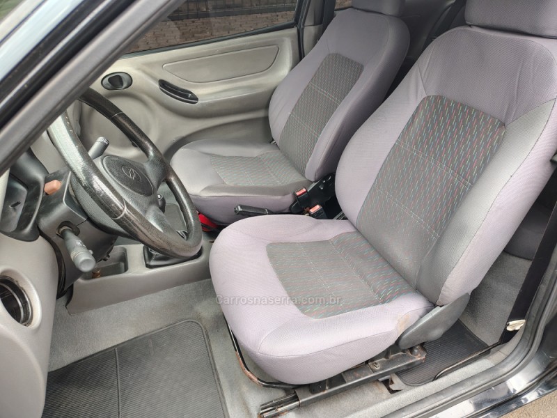 CELTA 1.0 MPFI VHC 8V GASOLINA 2P MANUAL - 2001 - GUAPORé