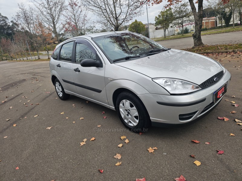 FOCUS 1.6 GLX 8V GASOLINA 4P MANUAL