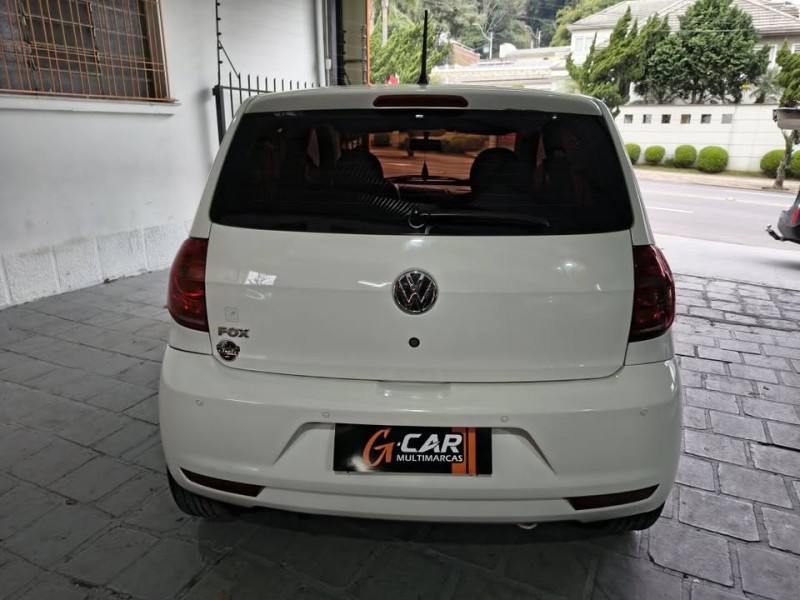 FOX 1.0 MI TRENDLINE 8V FLEX 4P MANUAL - 2010 - CAXIAS DO SUL