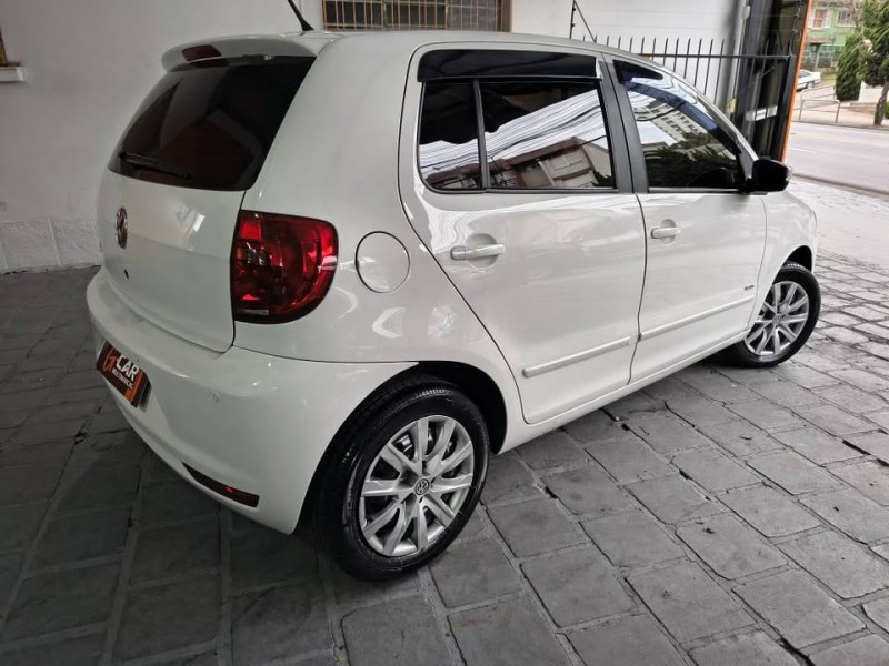 FOX 1.0 MI TRENDLINE 8V FLEX 4P MANUAL - 2010 - CAXIAS DO SUL