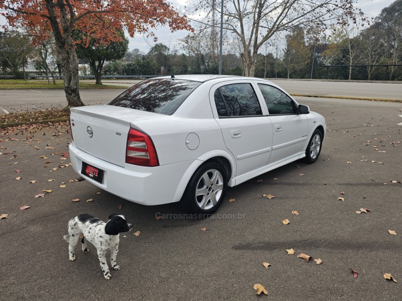 ASTRA 2.0 MPFI ELEGANCE 8V FLEX 4P MANUAL - 2005 - BENTO GONçALVES