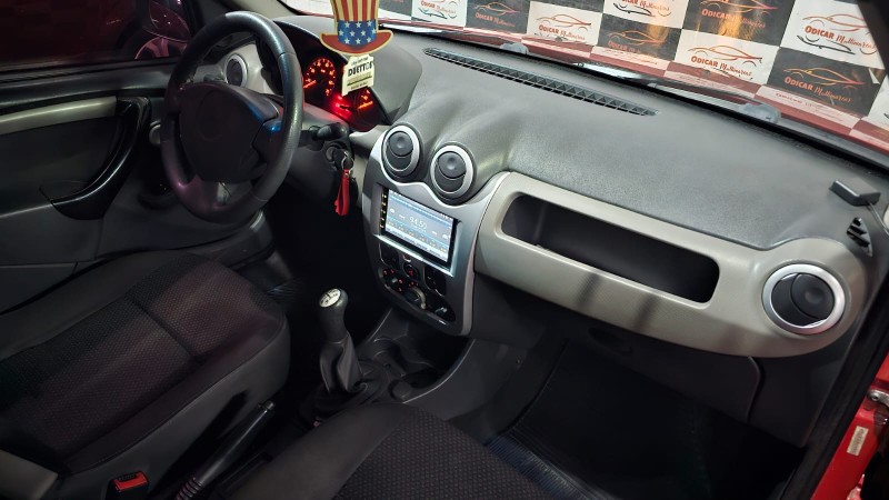 SANDERO 1.0 EXPRESSION 16V FLEX 4P MANUAL - 2011 - CAXIAS DO SUL