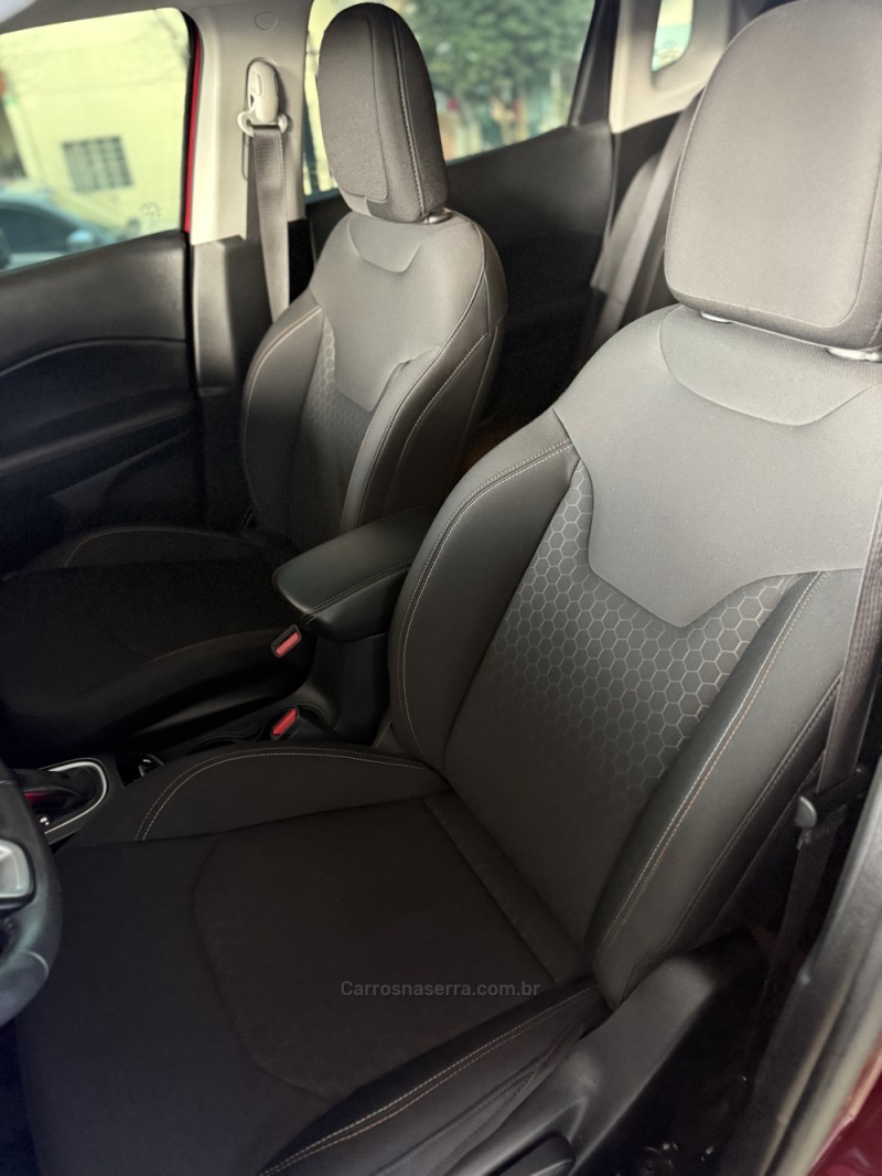 COMPASS 2.0 SPORT 4X4 16V FLEX 4P AUTOMÁTICO - 2018 - PAROBé