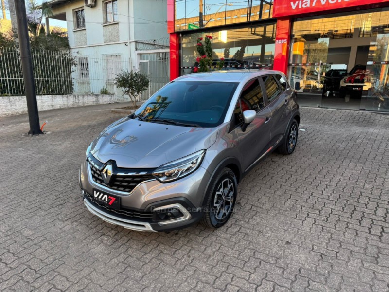 CAPTUR 1.3 ICONIC 16V TURBO FLEX 4P AUTOMÁTICO - 2022 - NOVO HAMBURGO