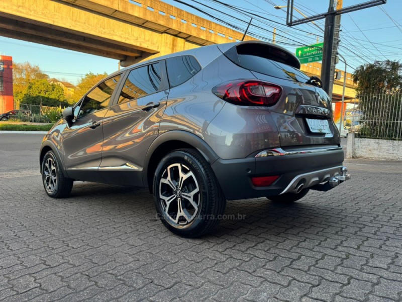 CAPTUR 1.3 ICONIC 16V TURBO FLEX 4P AUTOMÁTICO - 2022 - NOVO HAMBURGO