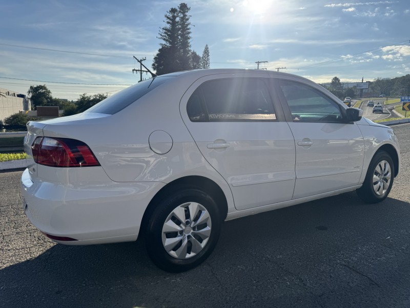 VOYAGE 1.6 MI CITY 8V FLEX 4P MANUAL - 2014 - DOIS IRMãOS