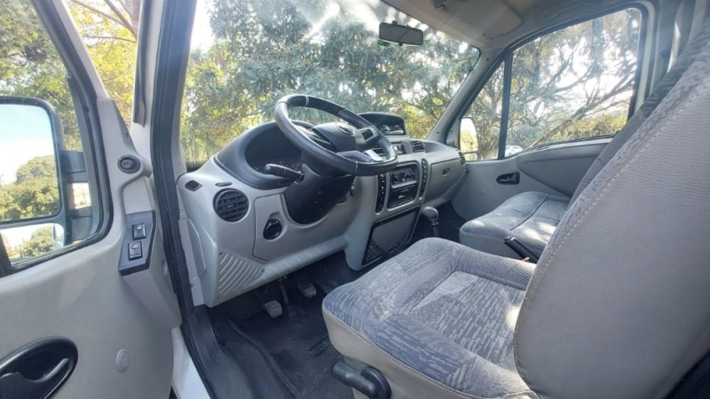 MASTER 2.5 DCI MINIBUS L2H2 16 LUGARES 16V DIESEL 3P MANUAL - 2009 - FARROUPILHA