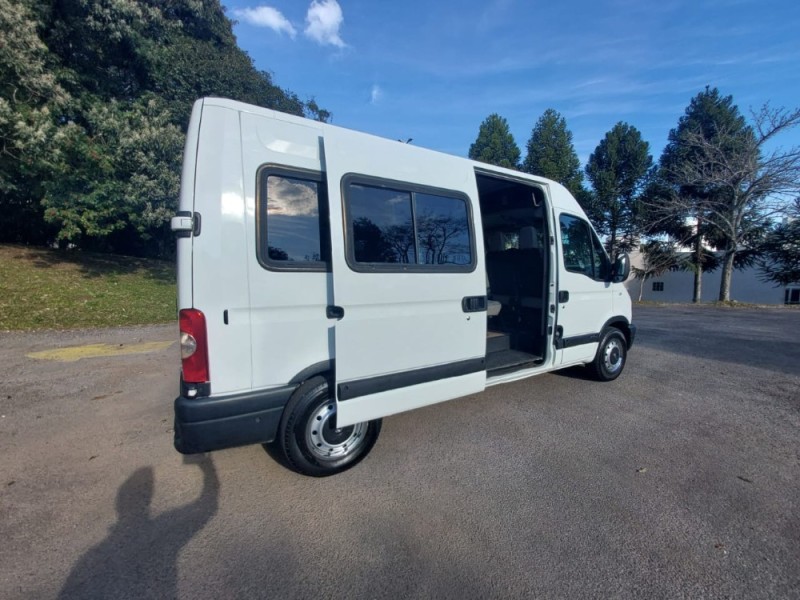MASTER 2.5 DCI MINIBUS L2H2 16 LUGARES 16V DIESEL 3P MANUAL - 2009 - FARROUPILHA