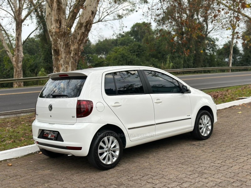 FOX 1.6 MI PRIME 8V FLEX 4P MANUAL - 2011 - DOIS IRMãOS