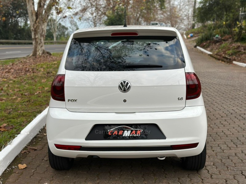 FOX 1.6 MI PRIME 8V FLEX 4P MANUAL - 2011 - DOIS IRMãOS