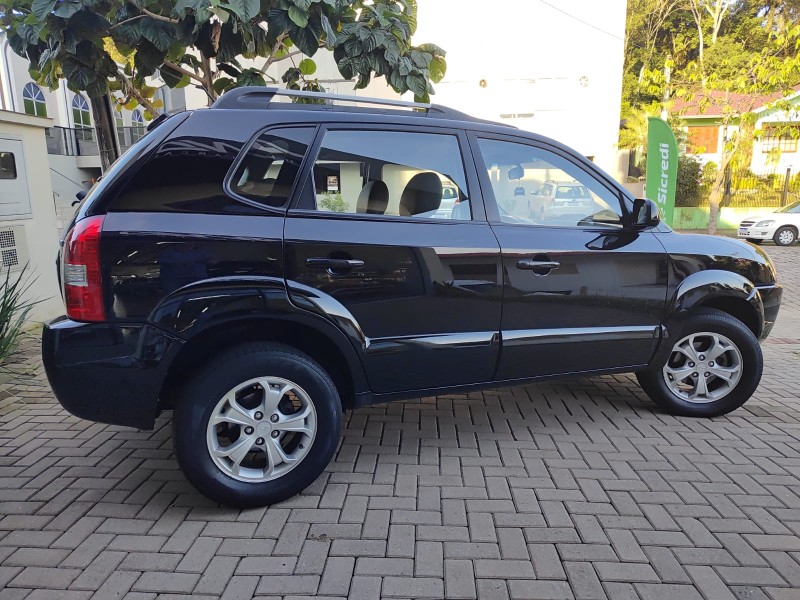 TUCSON 2.0 MPFI GLS BASE 16V 143CV 2WD FLEX 4P AUTOMÁTICO - 2013 - LAJEADO