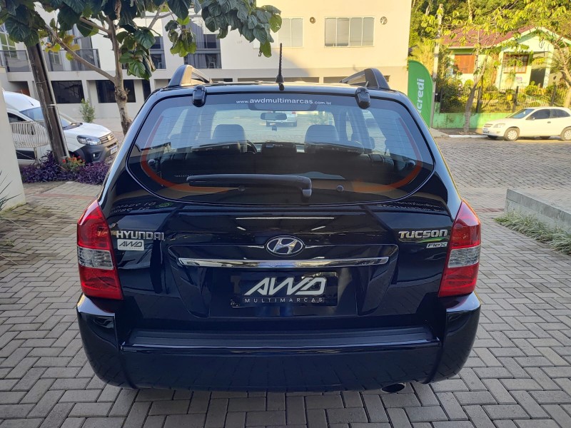 TUCSON 2.0 MPFI GLS BASE 16V 143CV 2WD FLEX 4P AUTOMÁTICO - 2013 - LAJEADO