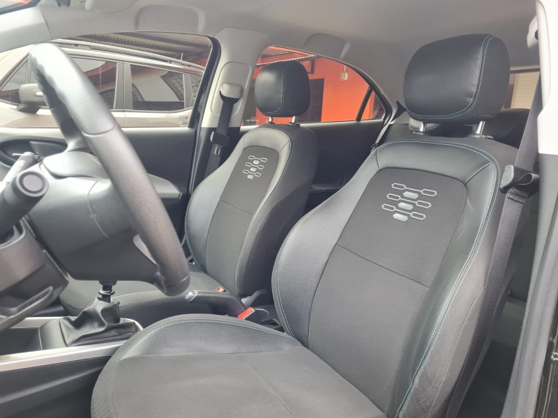 ONIX 1.4 MPFI LT 8V FLEX 4P MANUAL - 2019 - CANELA