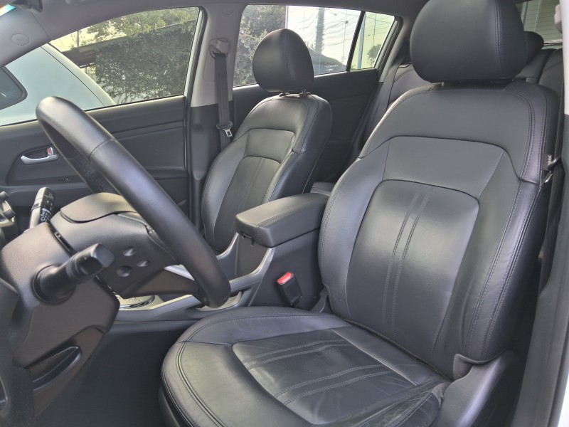 SPORTAGE 2.0 EX 4X2 16V FLEX 4P AUTOMÁTICO - 2014 - SãO SEBASTIãO DO CAí