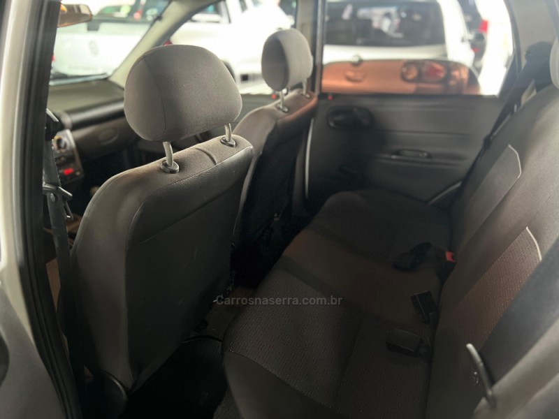 CLASSIC 1.0 MPFI LS 8V FLEX 4P MANUAL - 2013 - CAXIAS DO SUL