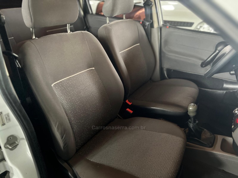 CLASSIC 1.0 MPFI LS 8V FLEX 4P MANUAL - 2013 - CAXIAS DO SUL