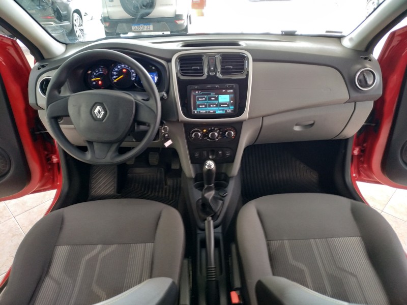 LOGAN 1.6 EXPRESSION 8V FLEX 4P MANUAL - 2017 - CAXIAS DO SUL