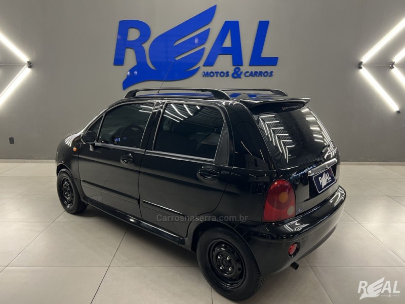 QQ 1.1 MPFI 16V GASOLINA 4P MANUAL - 2012 - SAPIRANGA