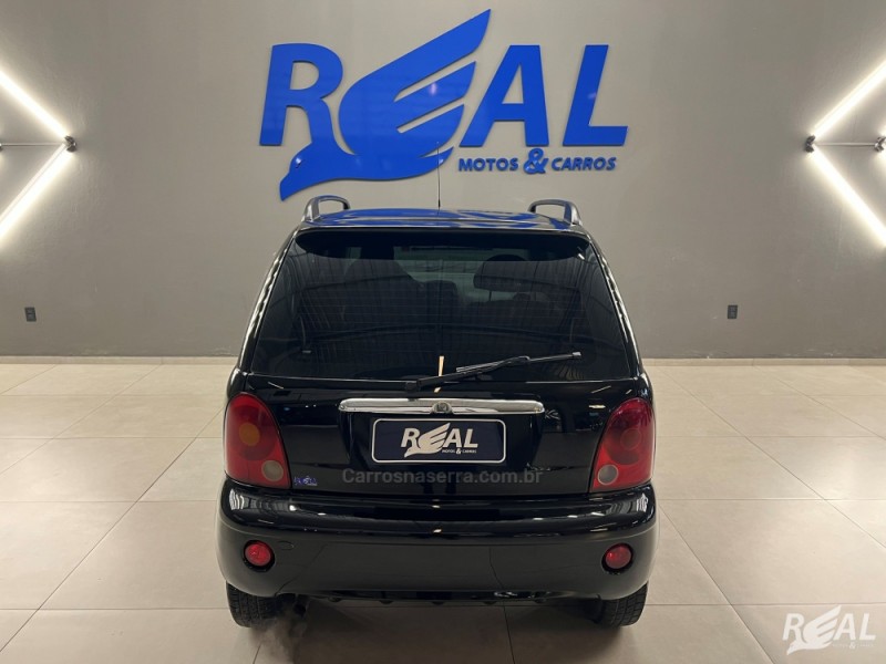QQ 1.1 MPFI 16V GASOLINA 4P MANUAL - 2012 - SAPIRANGA