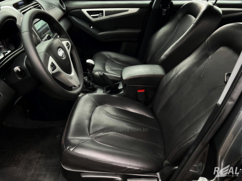 X60 1.8 TALENT 16V GASOLINA 4P MANUAL - 2019 - SAPIRANGA
