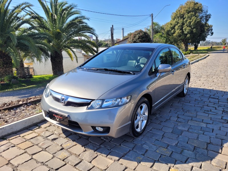 CIVIC 1.8 LXL 16V FLEX 4P MANUAL - 2011 - CARLOS BARBOSA
