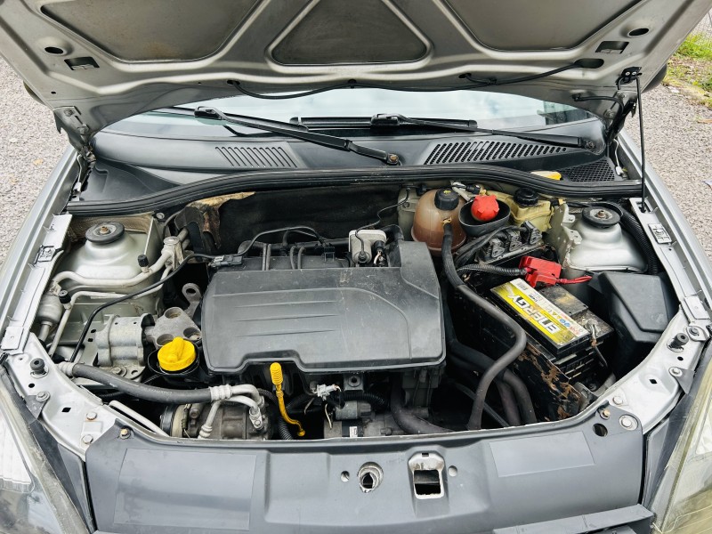 CLIO 1.0 CAMPUS 16V FLEX 2P MANUAL - 2011 - CAXIAS DO SUL