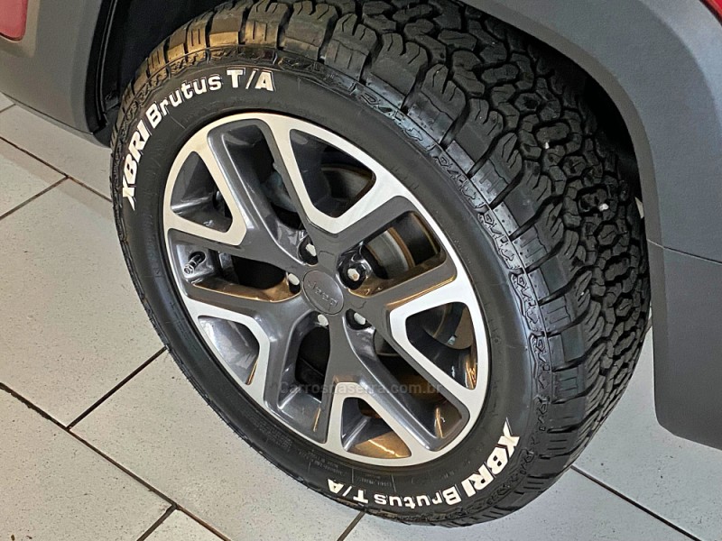 RENEGADE 2.0 16V TURBO DIESEL LONGITUDE 4P 4X4 AUTOMÁTICO - 2019 - NOVO HAMBURGO