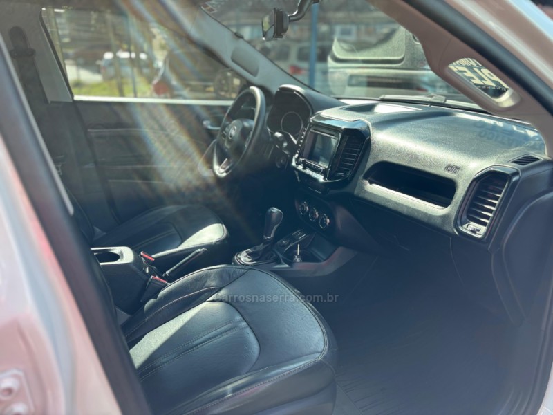 TORO 1.8 16V EVO FLEX FREEDOM AUTOMÁTICO - 2017 - CANELA