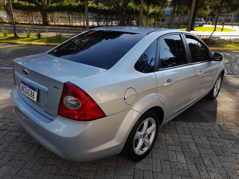 FOCUS 2.0 16V FLEX 4P AUTOMÁTICO - 2012 - FARROUPILHA
