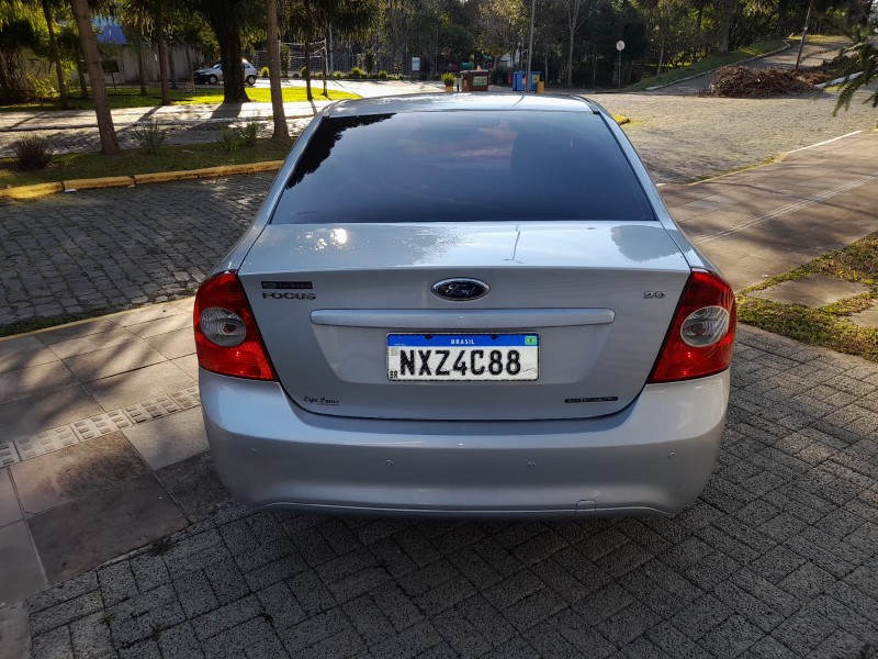 FOCUS 2.0 16V FLEX 4P AUTOMÁTICO - 2012 - FARROUPILHA