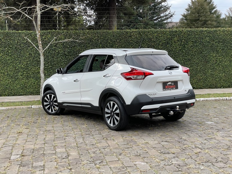 KICKS 1.6 16V FLEX SL 4P XTRONIC - 2020 - FARROUPILHA