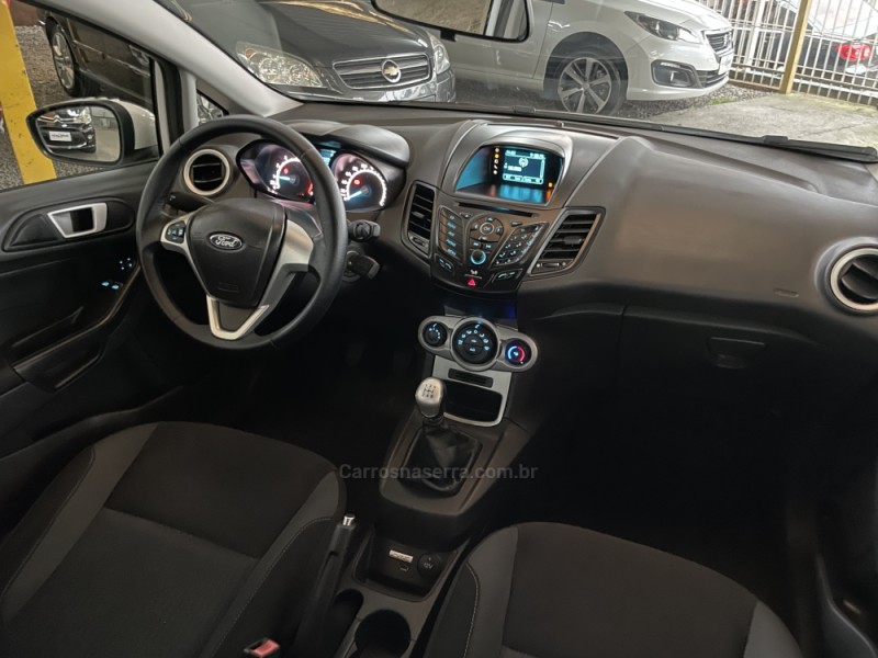 FIESTA 1.6 SE HATCH 16V FLEX 4P MANUAL - 2018 - CAXIAS DO SUL