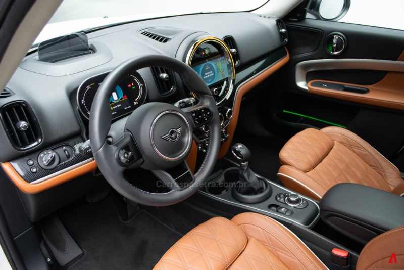 COUNTRYMAN 1.5 S E ALL4 TOP 4X4 224CV TURBO HÍBRIDO 4P AUTOMÁTICO - 2024 - GARIBALDI