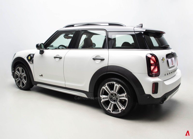 COUNTRYMAN 1.5 S E ALL4 TOP 4X4 224CV TURBO HÍBRIDO 4P AUTOMÁTICO - 2024 - GARIBALDI