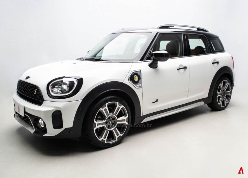 COUNTRYMAN 1.5 S E ALL4 TOP 4X4 224CV TURBO HÍBRIDO 4P AUTOMÁTICO - 2024 - GARIBALDI