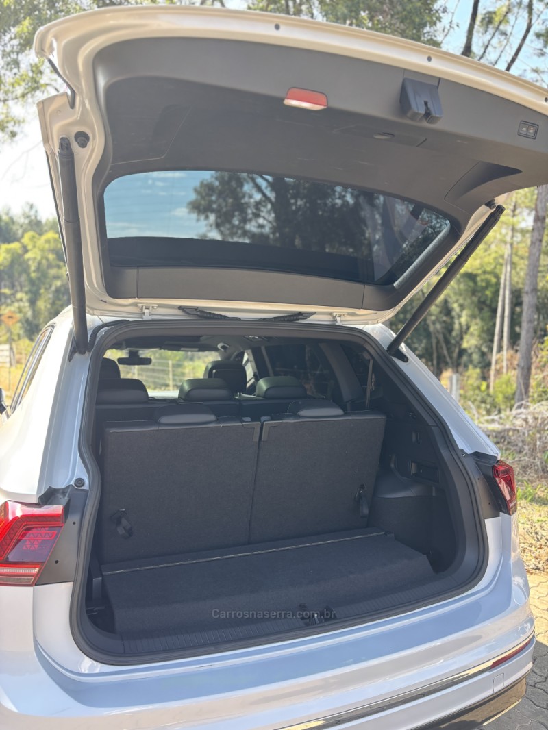 TIGUAN 2.0 ALLSPACE R-LINE 350 TSI 4X4 GASOLINA 4P - 2019 - SANANDUVA