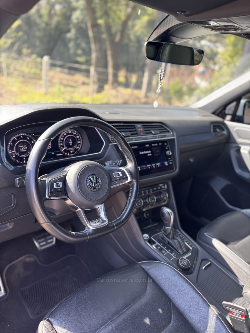 TIGUAN 2.0 ALLSPACE R-LINE 350 TSI 4X4 GASOLINA 4P - 2019 - SANANDUVA