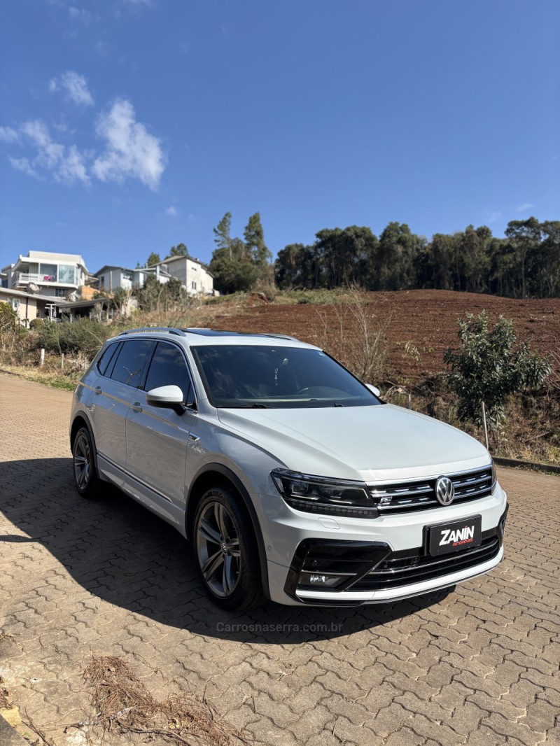 TIGUAN 2.0 ALLSPACE R-LINE 350 TSI 4X4 GASOLINA 4P - 2019 - SANANDUVA